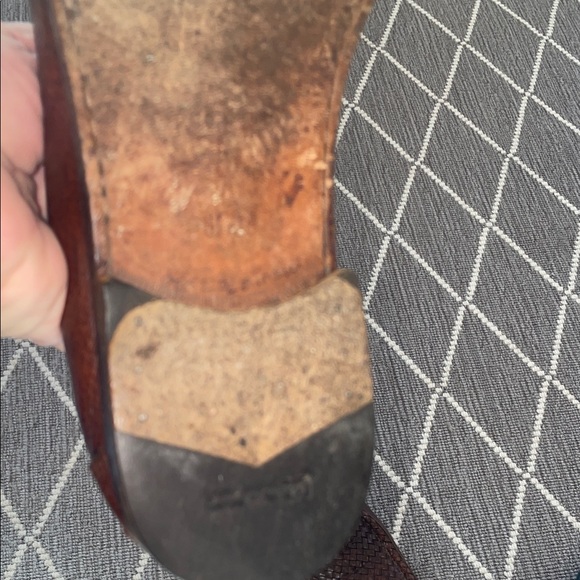 Vintage Salvatore Ferragamo Woven cognac Loafers with Silver Ferragamo buckle - Picture 10 of 16